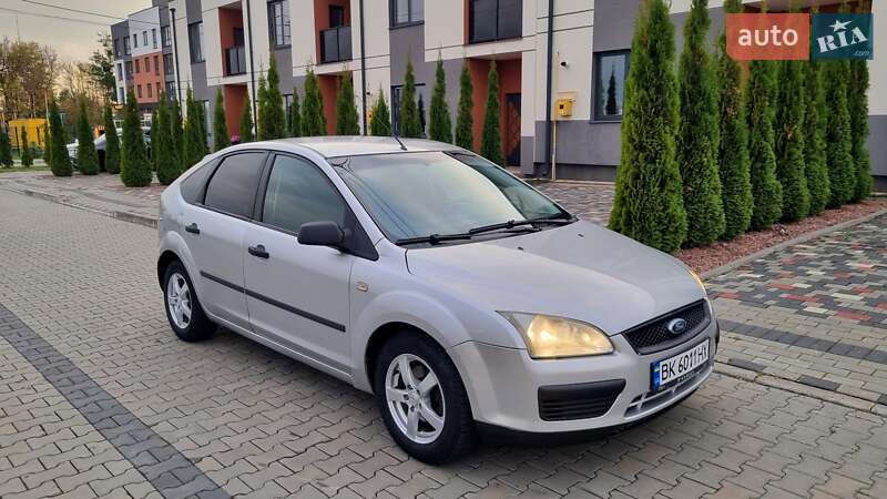 Хетчбек Ford Focus 2005 в Луцьку фото 5 Хетчбек Ford Focus 2005 в Луцьку