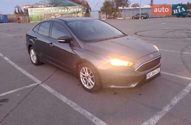 Седан Ford Focus 2015 в Днепре Седан Ford Focus 2015 в Днепре