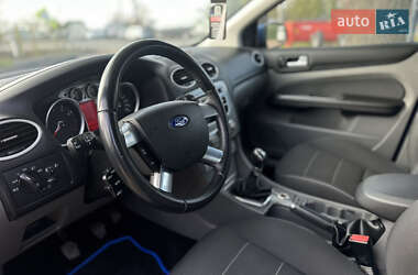 Хетчбек Ford Focus 2009 в  фото 26 Хетчбек Ford Focus 2009 в