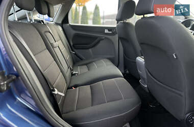 Хетчбек Ford Focus 2009 в  фото 45 Хетчбек Ford Focus 2009 в