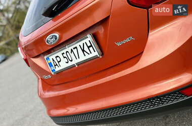 Хетчбек Ford Focus 2011 в 