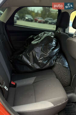 Хетчбек Ford Focus 2011 в 