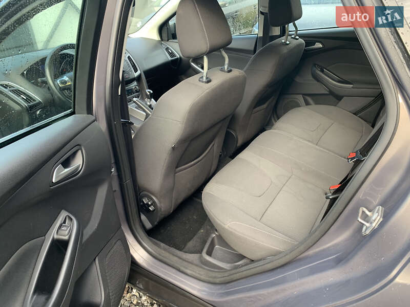 Універсал Ford Focus 2012 в Рівному фото 43 Універсал Ford Focus 2012 в Рівному
