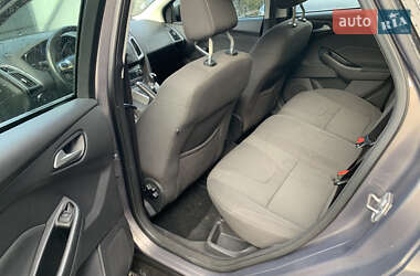 Універсал Ford Focus 2012 в  фото 43 Універсал Ford Focus 2012 в