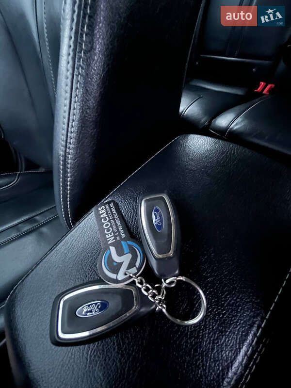 Універсал Ford Focus 2013 в Звягелі