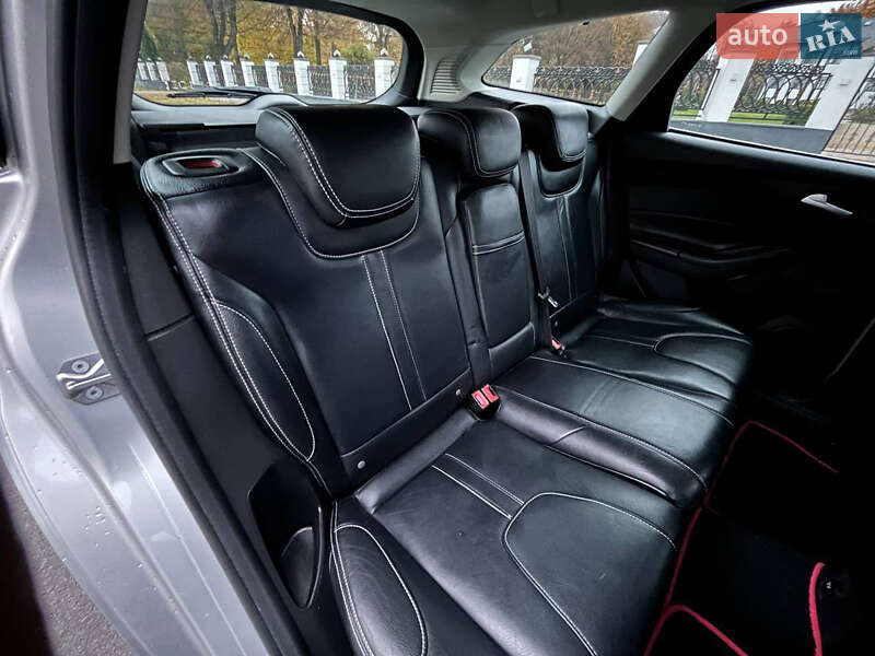 Універсал Ford Focus 2013 в Звягелі