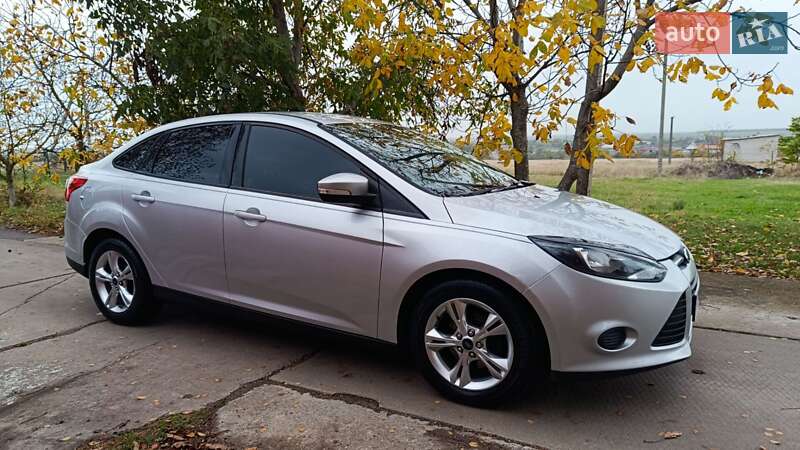 Седан Ford Focus 2013 в Миколаєві фото 12 Седан Ford Focus 2013 в Миколаєві