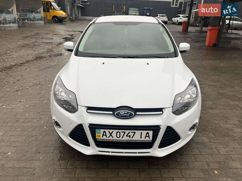 Хэтчбек Ford Focus 2013 в Сумах фото Хэтчбек Ford Focus 2013 в Сумах