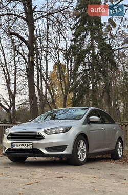 Седан Ford Focus 2018 в  фото 2 Седан Ford Focus 2018 в