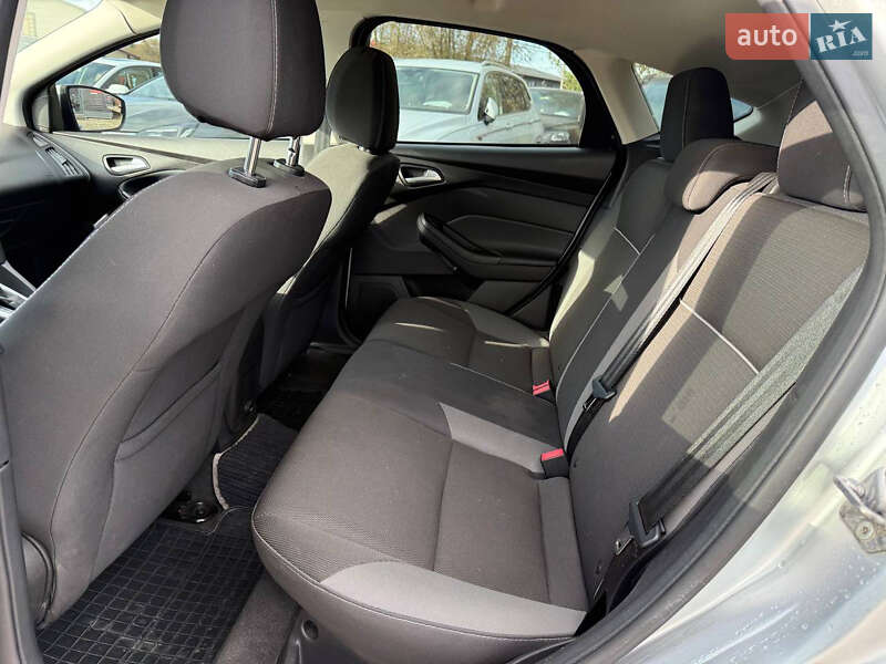 Хэтчбек Ford Focus 2012 в Коломые фото 23 Хэтчбек Ford Focus 2012 в Коломые