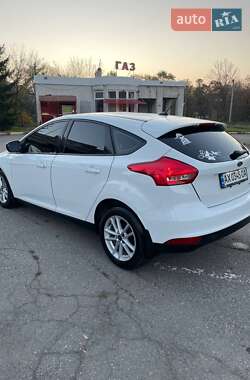 Хетчбек Ford Focus 2015 в  фото 5 Хетчбек Ford Focus 2015 в