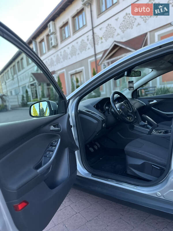 Хетчбек Ford Focus 2011 в Стрию фото 40 Хетчбек Ford Focus 2011 в Стрию