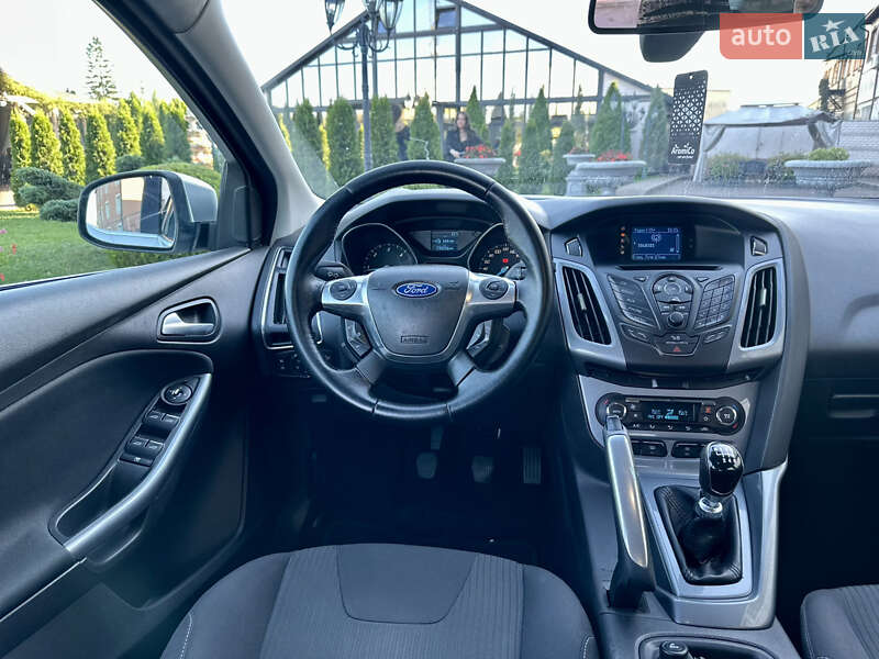 Хетчбек Ford Focus 2011 в Стрию фото 47 Хетчбек Ford Focus 2011 в Стрию