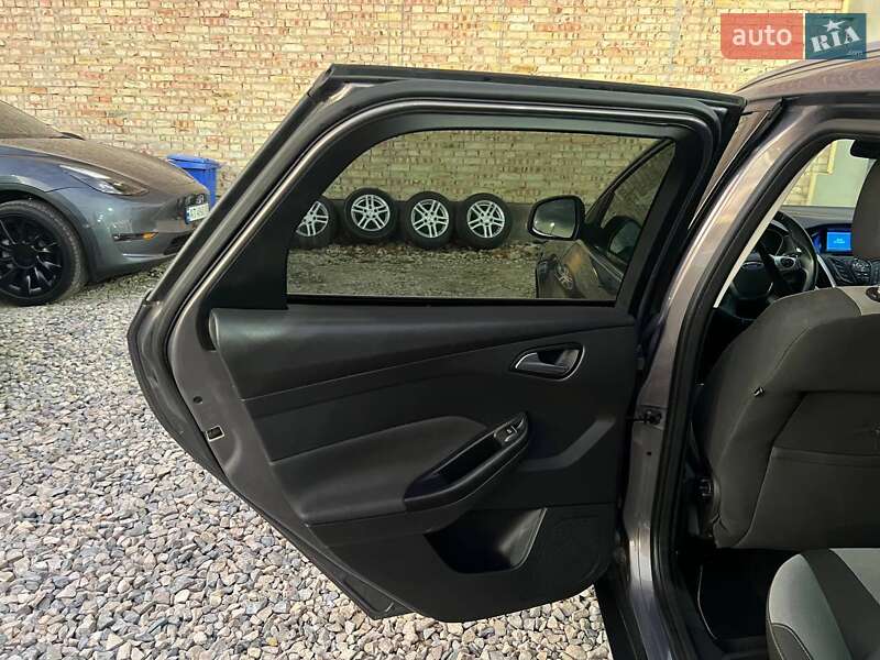 Універсал Ford Focus 2011 в Коломиї фото 10 Універсал Ford Focus 2011 в Коломиї