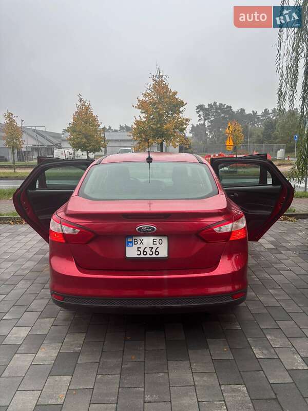 Седан Ford Focus 2011 в Киеве