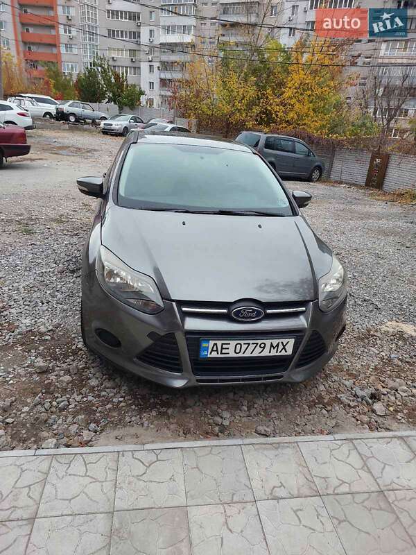 Седан Ford Focus 2013 в Днепре фото 2 Седан Ford Focus 2013 в Днепре