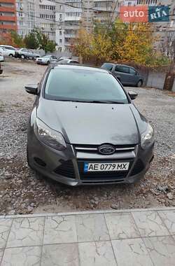 Седан Ford Focus 2013 в  фото 2 Седан Ford Focus 2013 в