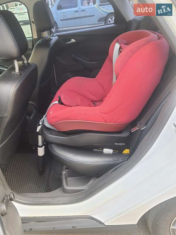 Седан Ford Focus 2016 в Киеве фото 5 Седан Ford Focus 2016 в Киеве