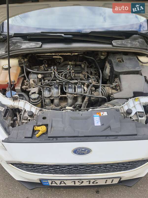 Седан Ford Focus 2016 в Киеве фото 9 Седан Ford Focus 2016 в Киеве
