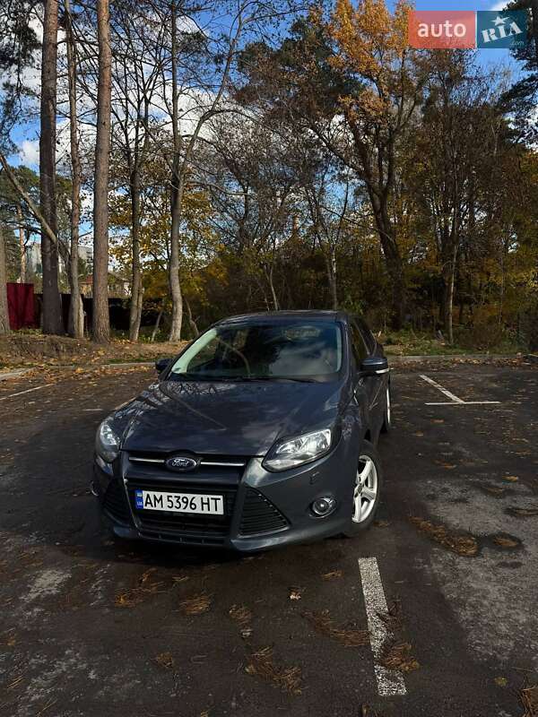 Хэтчбек Ford Focus 2011 в Житомире