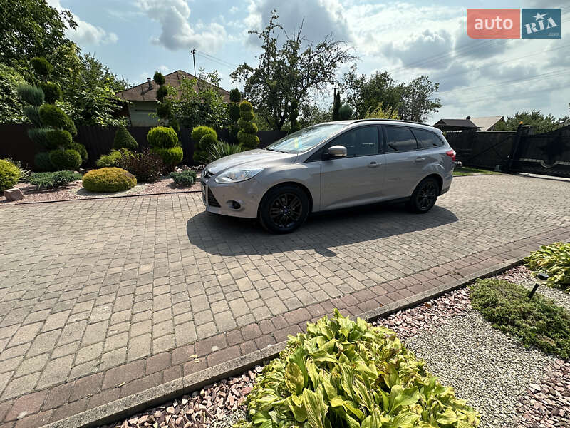 Універсал Ford Focus 2012 в Івано-Франківську фото 2 Універсал Ford Focus 2012 в Івано-Франківську