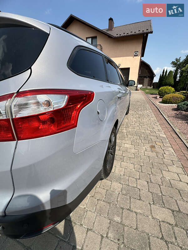 Універсал Ford Focus 2012 в Івано-Франківську фото 12 Універсал Ford Focus 2012 в Івано-Франківську