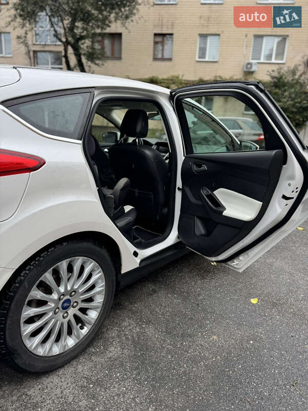 Хэтчбек Ford Focus 2011 в Виннице