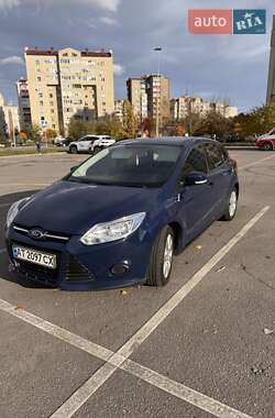 Хэтчбек Ford Focus 2014 в 
