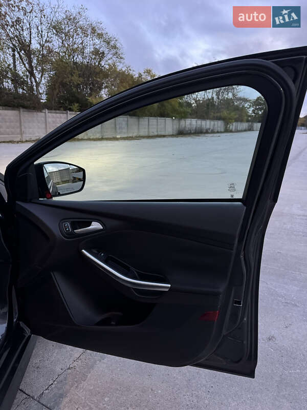 Хетчбек Ford Focus 2015 в Одесі фото 14 Хетчбек Ford Focus 2015 в Одесі