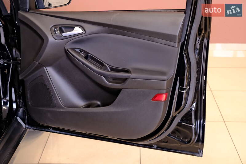Седан Ford Focus 2016 в Одессе фото 38 Седан Ford Focus 2016 в Одессе