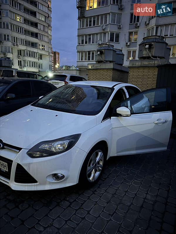 Седан Ford Focus 2013 в Києві