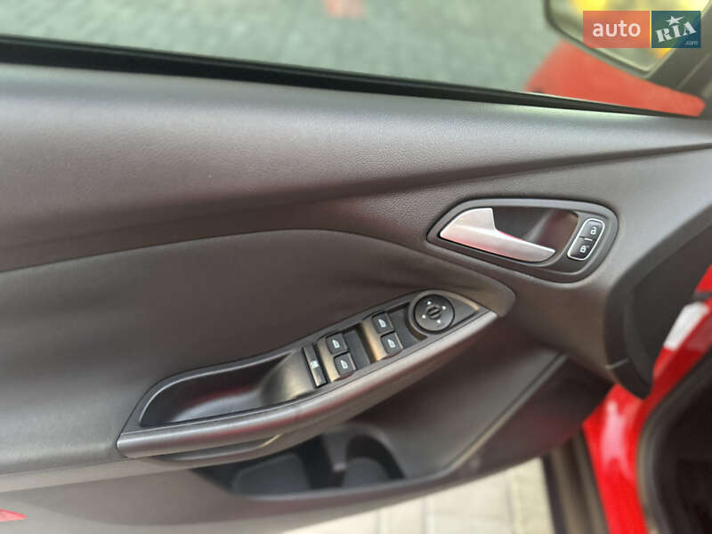 Хэтчбек Ford Focus 2015 в Днепре фото 18 Хэтчбек Ford Focus 2015 в Днепре