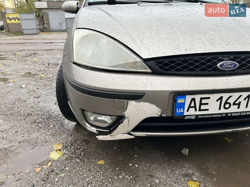 Седан Ford Focus 2003 в Кам'янському фото 3 Седан Ford Focus 2003 в Кам'янському