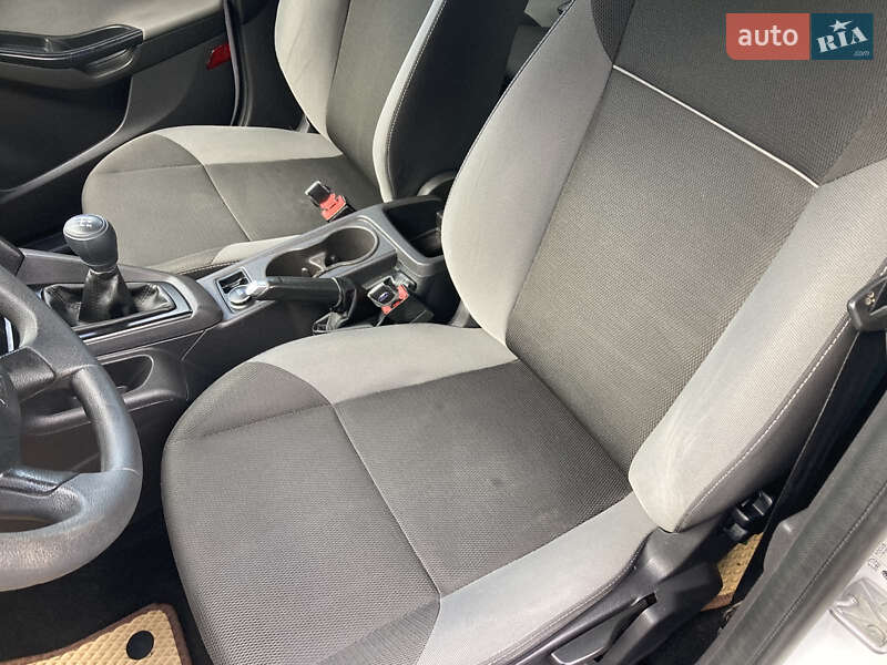 Хэтчбек Ford Focus 2014 в Одессе фото 17 Хэтчбек Ford Focus 2014 в Одессе