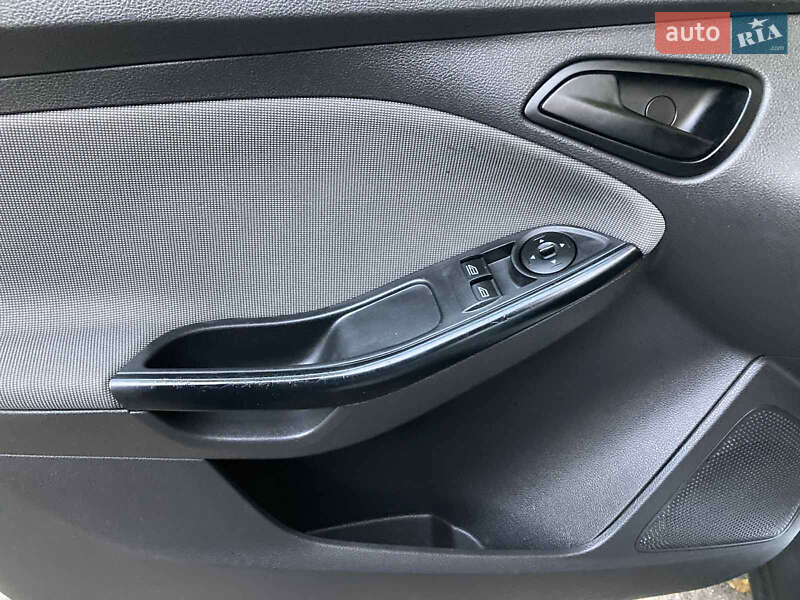 Хэтчбек Ford Focus 2014 в Одессе фото 25 Хэтчбек Ford Focus 2014 в Одессе