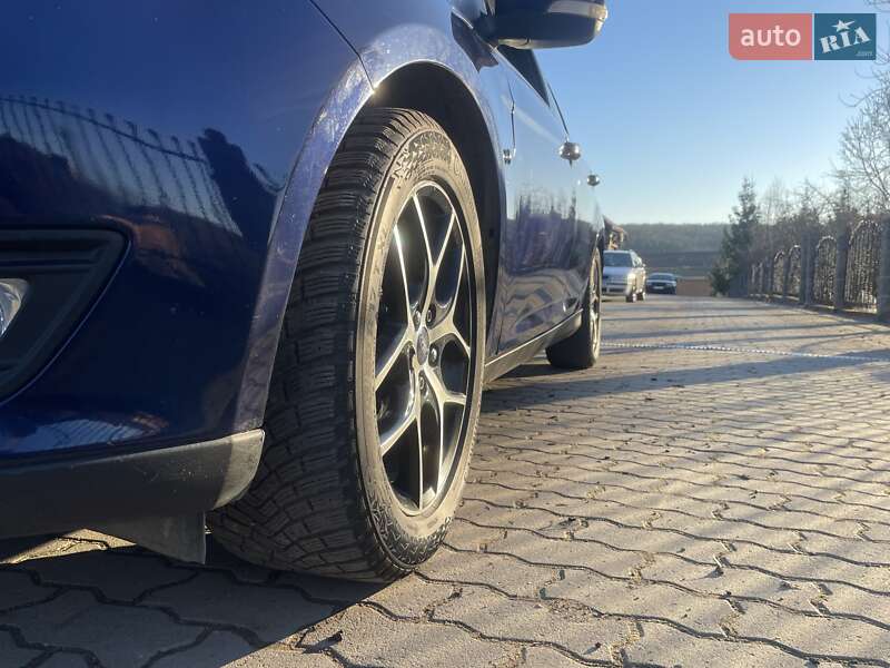 Хэтчбек Ford Focus 2016 в Львове фото 13 Хэтчбек Ford Focus 2016 в Львове