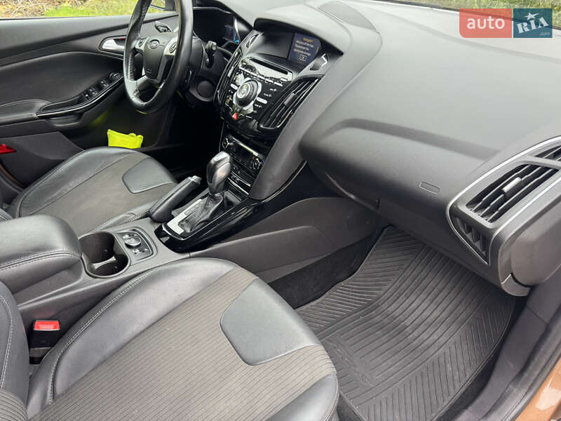 Хэтчбек Ford Focus 2013 в Одессе