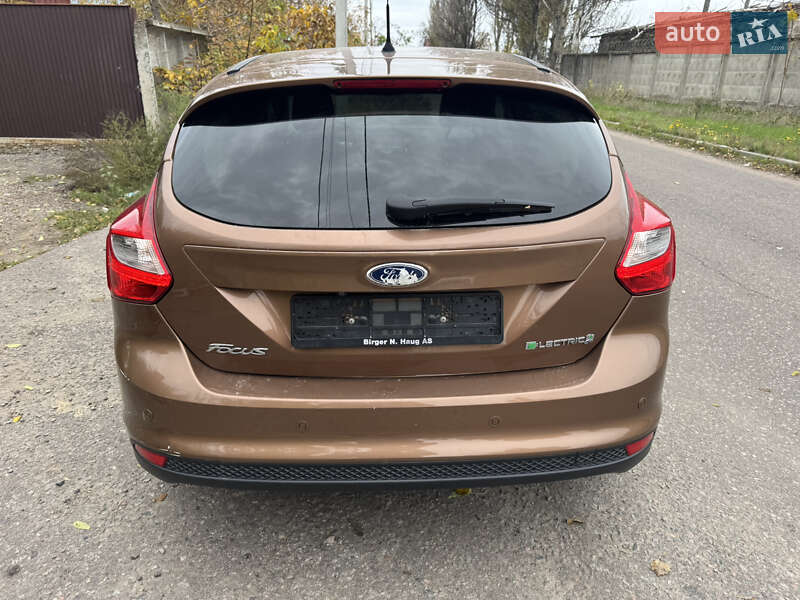 Хэтчбек Ford Focus 2013 в Одессе