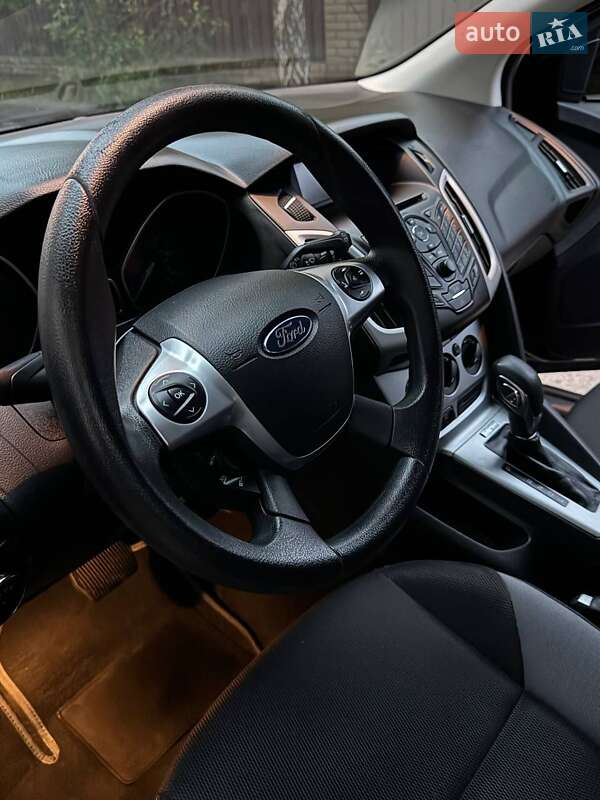 Хетчбек Ford Focus 2014 в Запоріжжі
