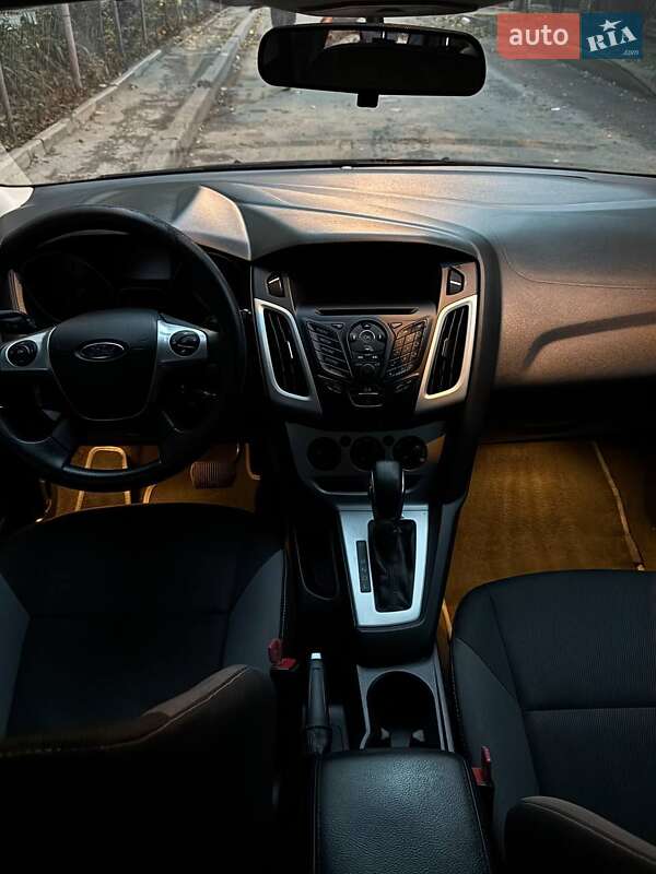 Хетчбек Ford Focus 2014 в Запоріжжі