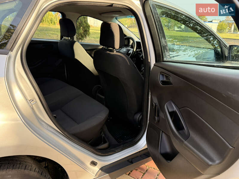 Седан Ford Focus 2016 в Харкові фото 19 Седан Ford Focus 2016 в Харкові