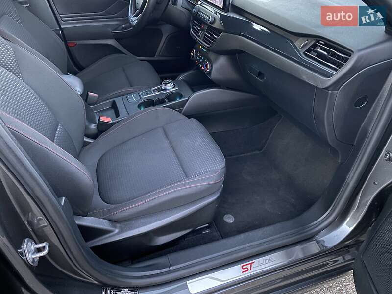 Универсал Ford Focus 2019 в Киеве