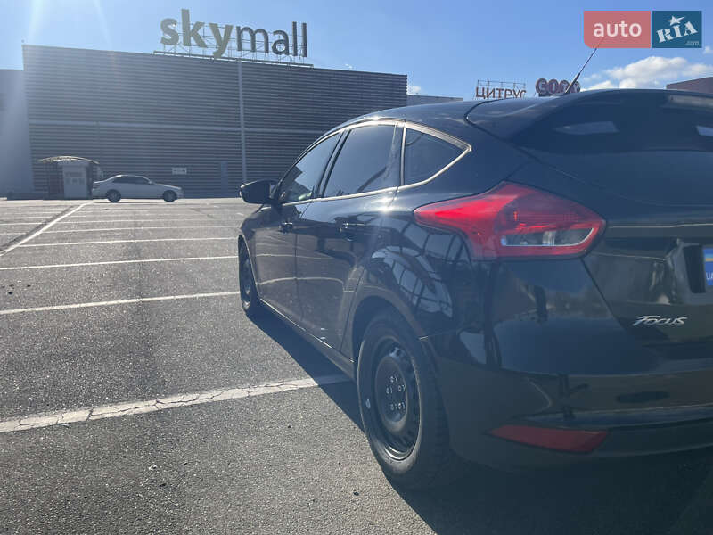 Хэтчбек Ford Focus 2017 в Киеве фото 7 Хэтчбек Ford Focus 2017 в Киеве