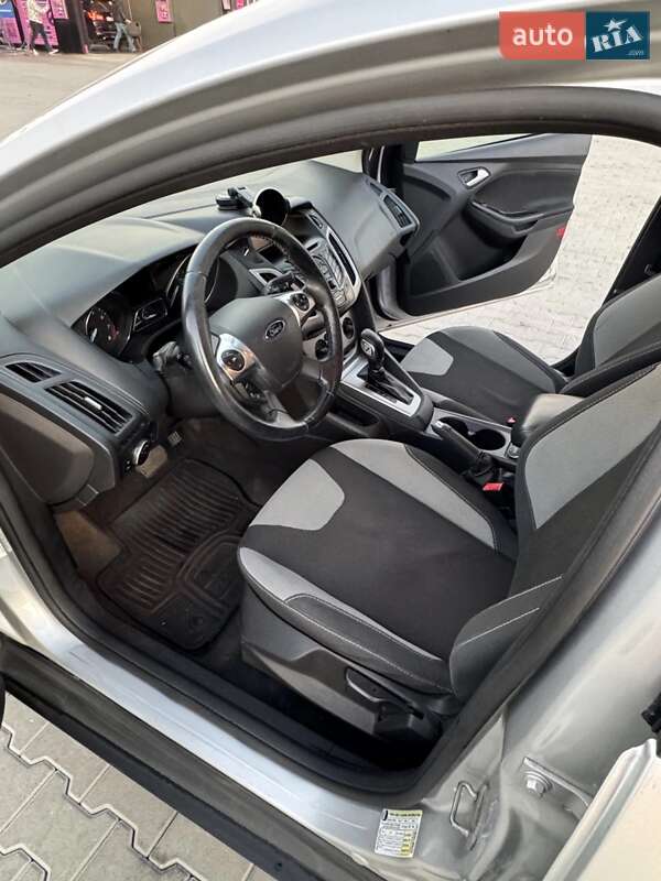 Хэтчбек Ford Focus 2013 в Львове
