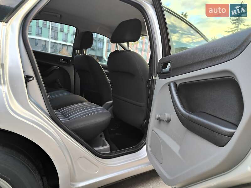 Хетчбек Ford Focus 2008 в Києві