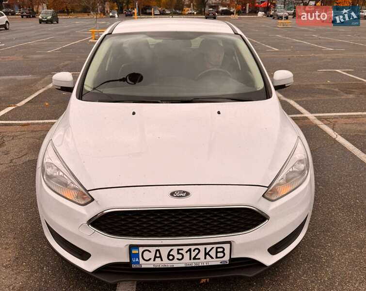 Хетчбек Ford Focus 2015 в Києві фото 3 Хетчбек Ford Focus 2015 в Києві