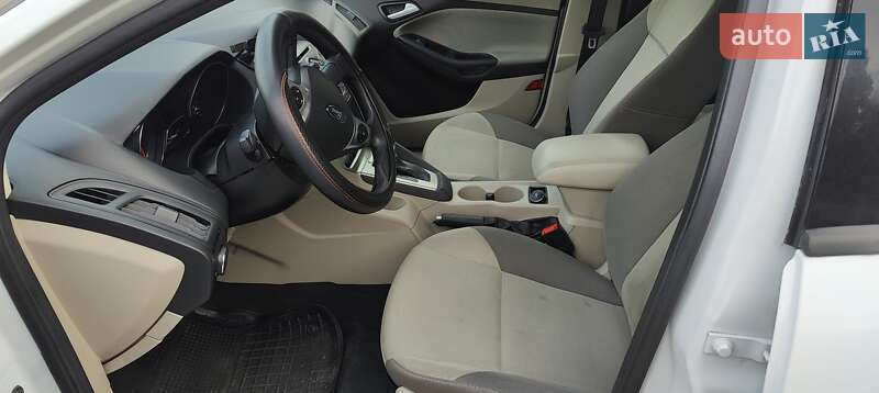Хетчбек Ford Focus 2014 в Києві фото 8 Хетчбек Ford Focus 2014 в Києві