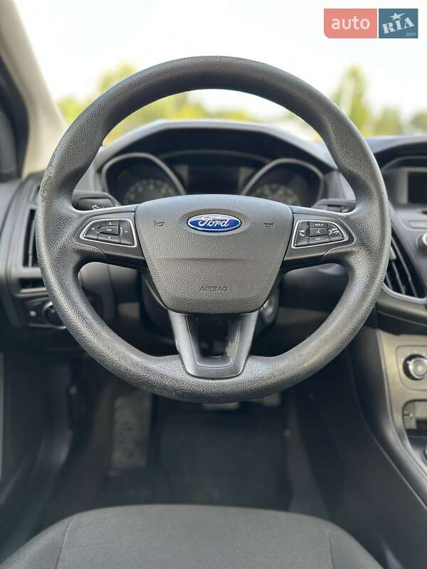 Седан Ford Focus 2015 в Белогородке фото 18 Седан Ford Focus 2015 в Белогородке