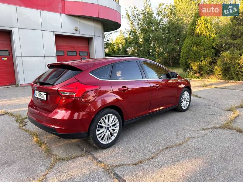 Хэтчбек Ford Focus 2016 в Запорожье
