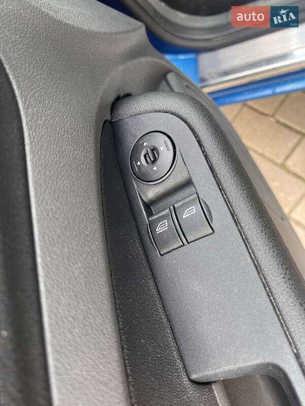 Хэтчбек Ford Focus 2007 в Луцке фото 19 Хэтчбек Ford Focus 2007 в Луцке